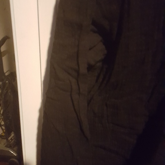 Long black gauze. Very boho. RUNS SMALL - Picture 8 of 8